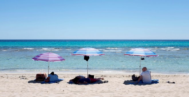 La Comisión de Salud Pública estudiará la posibilidad de vacunarse en el lugar de vacaciones la próxima semana