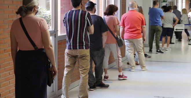 Continúa el descenso de la incidencia mientras España pulveriza su récord de vacunas puestas en un día: 624.261