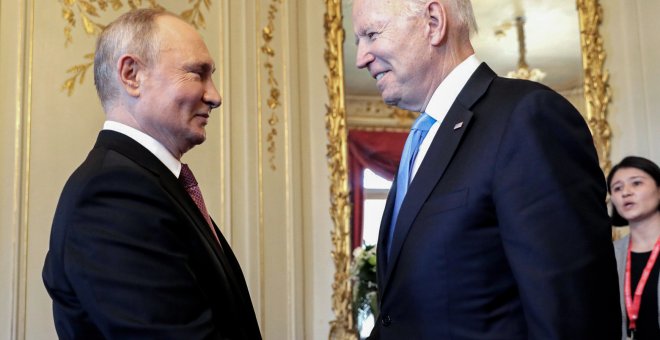 Biden y Putin rebajan las tensiones en Ginebra y acuerdan la vuelta de sus embajadores