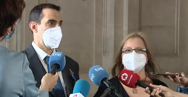 Felipe VI condecora a 24 ciudadanos con la Orden del Mérito Civil por su lucha en primera línea contra la pandemia