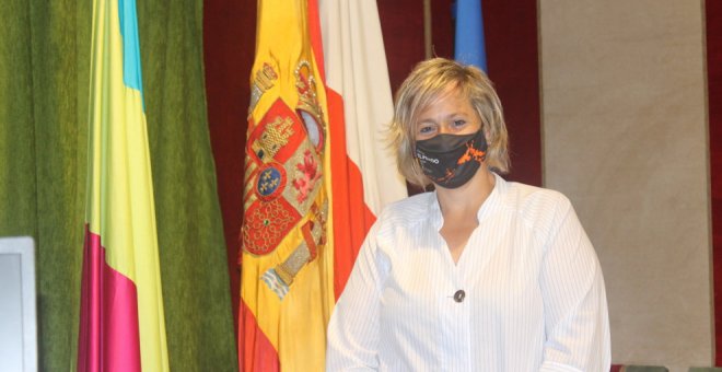 "No veo que en espacios cerrados nos podamos quitar la mascarilla, por lo menos en lo que queda de año"