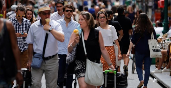 Fin de las mascarillas al aire libre en España: ¿en qué países ya no es obligatoria?