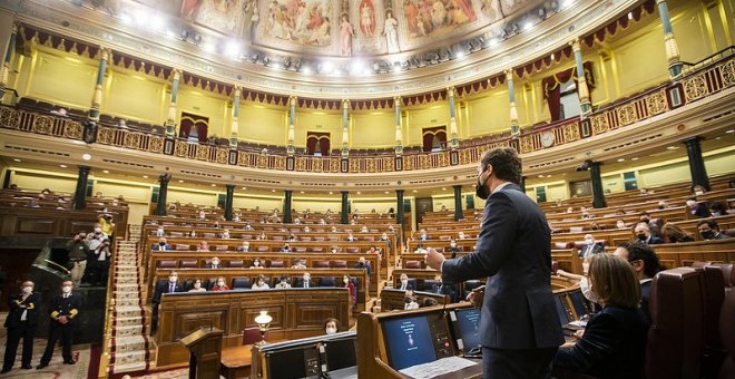 De silencios, ruidos y sordina