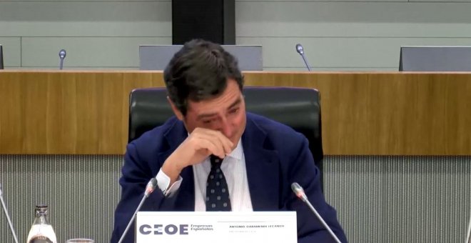 La emoción de Garamendi al recibir el apoyo de la CEOE tras su discurso sobre los indultos