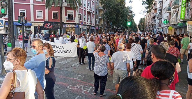 El barrio más empobrecido de València estalla contra la inseguridad y el abandono