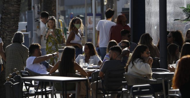 La incidencia entre los jóvenes en Cantabria es "altísima", donde destaca Santander, y se detecta otro "gran brote" relacionado con el ocio nocturno