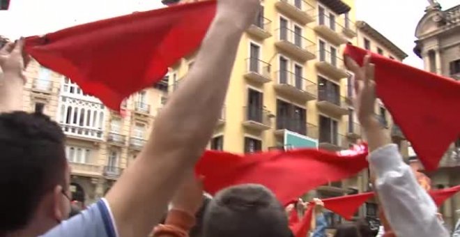 700 agentes vigilan para que los  "No  Sanfermines" transcurran respetando las medidas