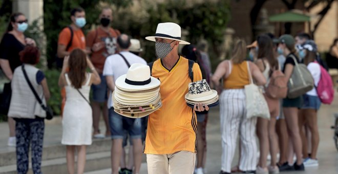 Canarias y el País Valencià piden volver a instaurar el toque de queda para frenar los contagios