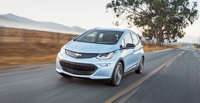 Malas noticias para el Chevrolet Bolt: la NHTSA lanza una alerta por posible combustión espontánea