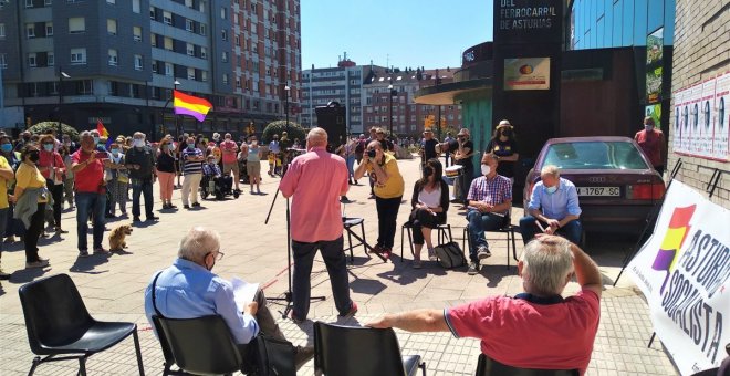 "Hoy celebramos quitarle la calle a un sinvergüenza y ponérsela a una persona honrada"