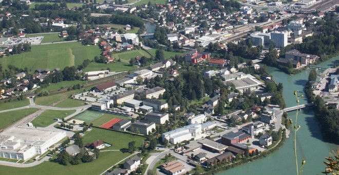 Una gran riada devasta el centro de Hallein, en Austria