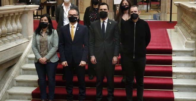 Torrent i tres exmembres de la Mesa del Parlament, a judici per permetre debatre sobre la monarquia i l'autodeterminació