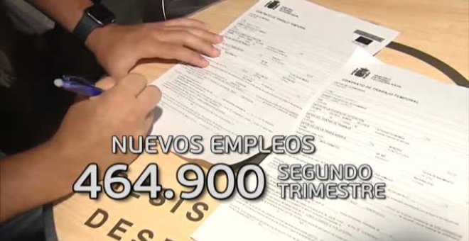 El turismo vuelve a tirar con fuerza del mercado laboral con 464.900 nuevos contratos entre abril y junio