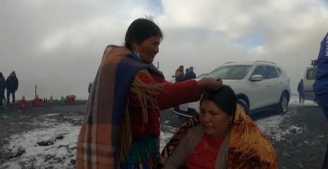 Los indígenas bolivianos honran a la 'Pachamama'