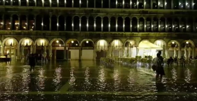 Venecia se inunda por sexta vez en verano