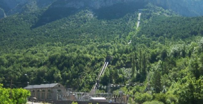 La red de hidroeléctricas públicas del Pirineo vende en el mercado mayorista su energía en ausencia de un plan estatal