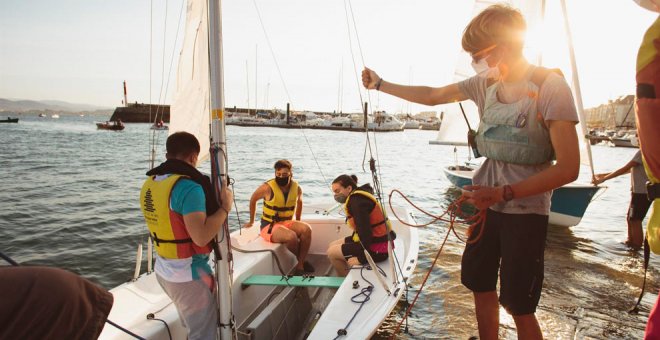 El IMD pone en marcha una nueva edición de la campaña escolar de vela 'Bautismos de mar'