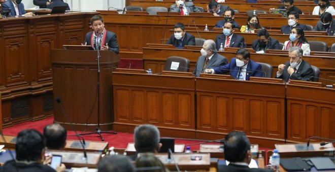 La censura del quechua en el Congreso peruano abre un intenso debate sobre la discriminación lingüística