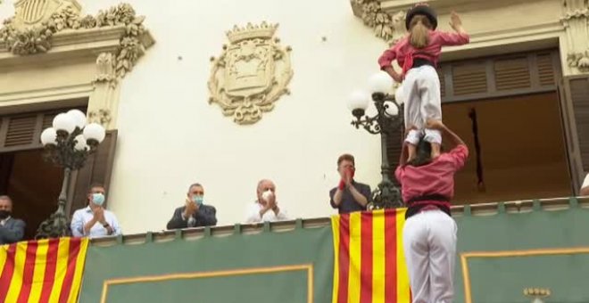 Los castellers de Vilafranca protagonizan una diada reivindicativa contra las restricciones