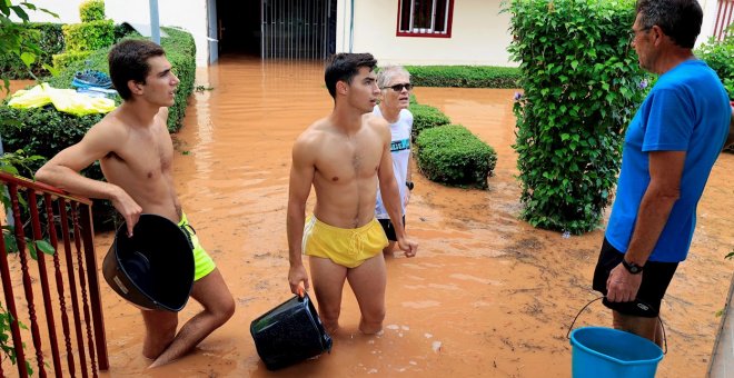 Las fuertes lluvias anegan Sagunt con 180 litros por metro cuadrado