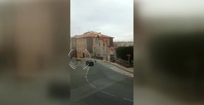 Peligrosa demolición de un edificio en Tafalla (Navarra)