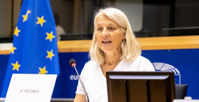 Evelyn Regner: "Las mujeres afganas en peligro deben ser una prioridad en la acogida de refugiados en la UE"