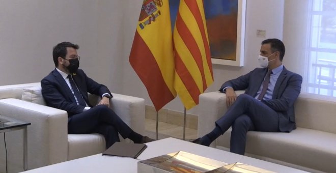 El independentismo llega a la mesa de diálogo con el Govern resquebrajado por el órdago de Junts a ERC