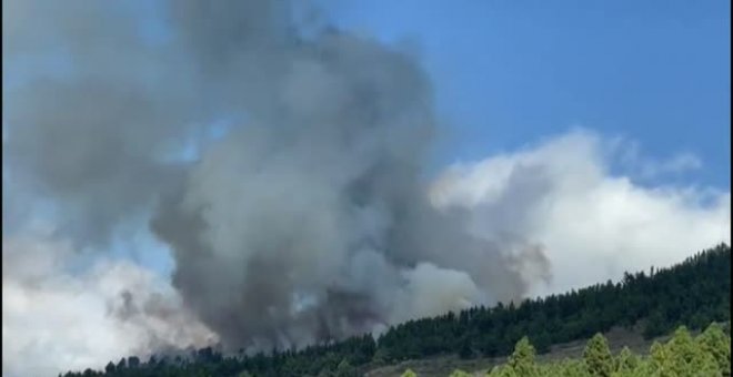 El volcán Cumbre Vieja en La Palma entra en erupción