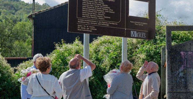 Una placa y un documental homenajean a los héroes de Mina Llamas