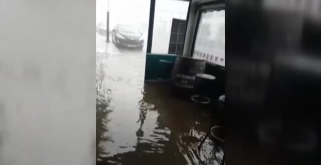 La lluvia cae con fuerza en la Comunidad Valenciana