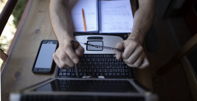 Ampliar el teletrabajo permitiría reducir la contaminación hasta un 10%