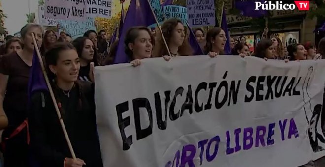 Estas son las barreras que se encuentran las mujeres que quieren abortar en España