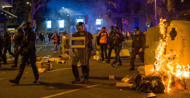 El TSJC amnistia els primers manifestants independentistes condemnats per atemptat contra l'autoritat