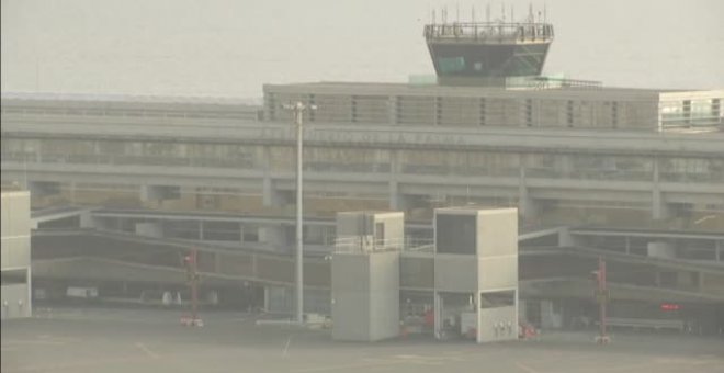 Las cenizas obligan al cierre del aeropuerto de La Palma