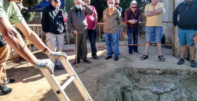 Un hombre de 94 años recupera los restos de su hermano fusilado por el franquismo