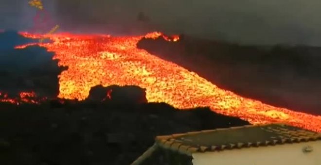 Científicos de todo el mundo viajan a la Palma para investigar el volcán y sus efectos