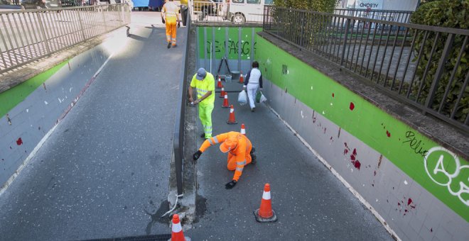 Obras en el paso subterráneo que conecta el Parque de Cros con la calle Alday