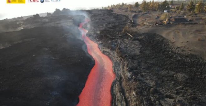 Hipnóticas imágenes de los ríos de lava que ha creado la boca norte