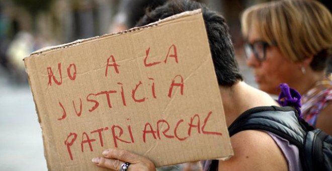 Ser o no ser buena madre: cuando la Justicia discrimina a las mujeres por su forma de crianza