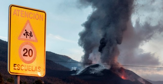 El suelo arrasado por la lava no será protegido y se dedicará a uso agrícola