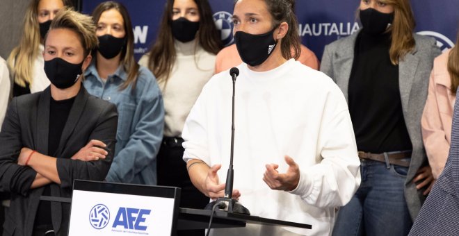 Las futbolistas se plantean ir a la huelga