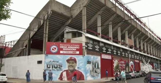 Emoción en el primer aniversario de la muerte de Maradona