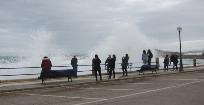 Activado el dispositivo preventivo por fenómenos meteorológicos adversos en la costa