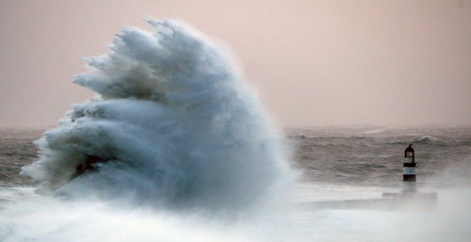 'Arwen' deja una jornada típicamente invernal de frío y nieve en el norte del país