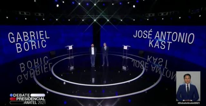 Los candidatos a la presidencia de Chile debaten a pocos dias de las elecciones