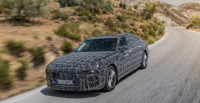 El BMW i7 eléctrico entra en su fase final de desarrollo: maltrato y altas temperaturas como último paso