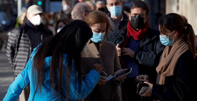 Catalunya recupera la cuarentena obligatoria para todos los contactos estrechos de positivos en covid-19