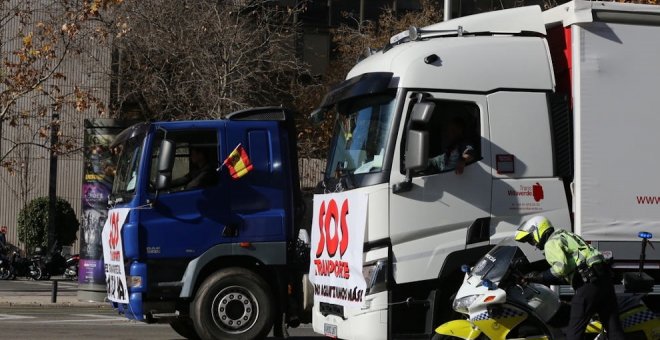 Transportistas y Gobierno llegan a un acuerdo para desconvocar la huelga