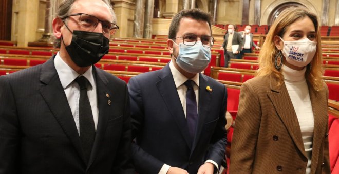 El Parlament dona llum verda als pressupostos en una sessió que confirma la ruptura entre el Govern i la CUP