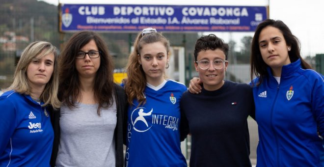 El Covadonga Femenino reclama el balón